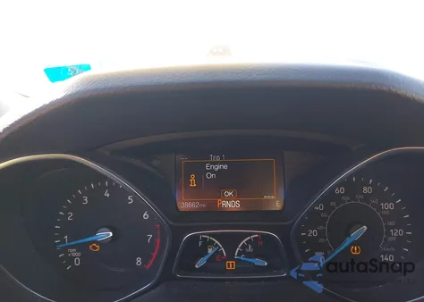 2018 Ford Focus Se z USA, uszkodzony, nr VIN 1FADP3FEXJL306517